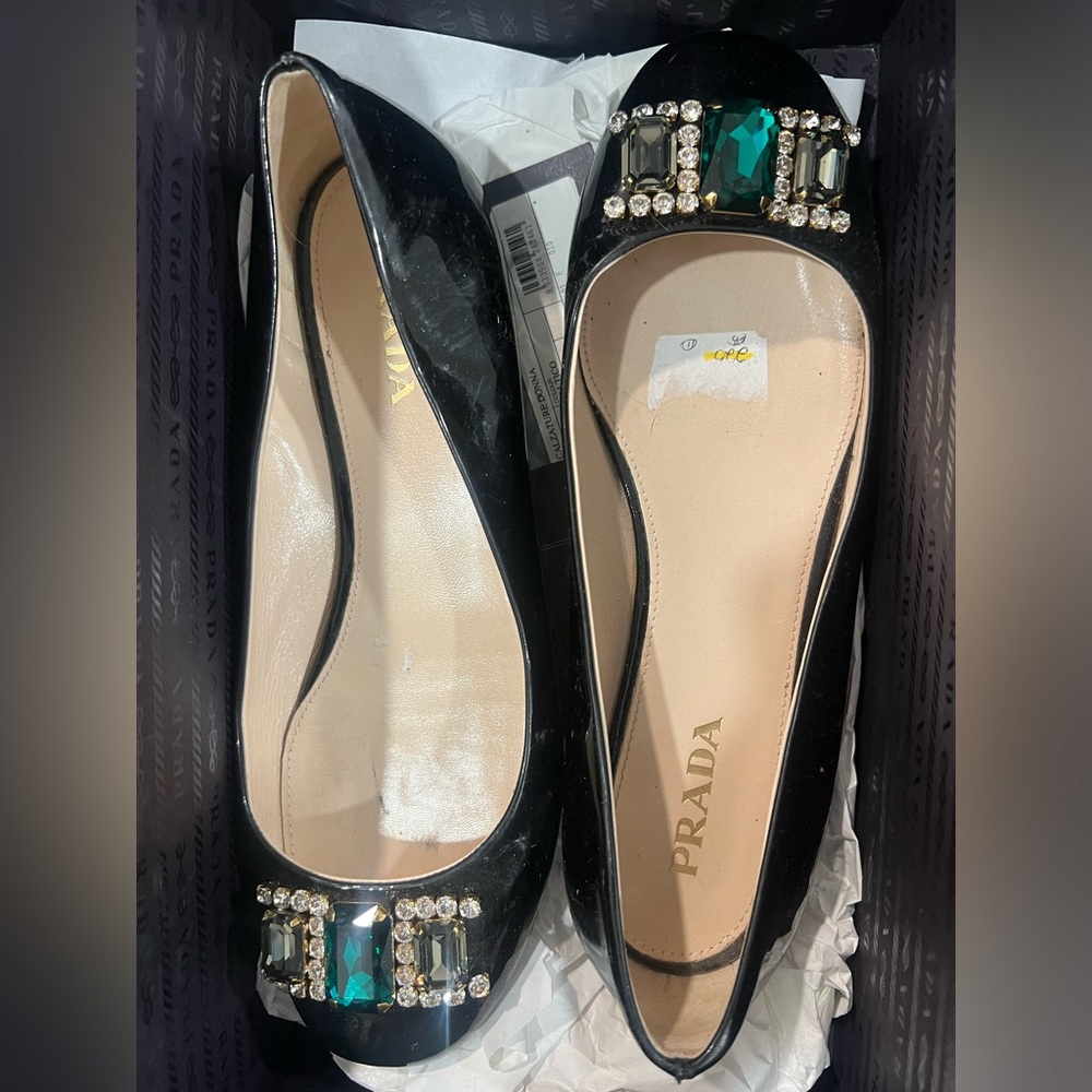 Prada flats size 38